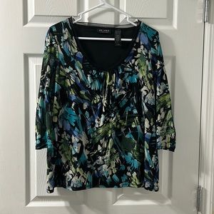 Axcess by Liz Claiborne 3/4 sleeve shirt.  Size XL